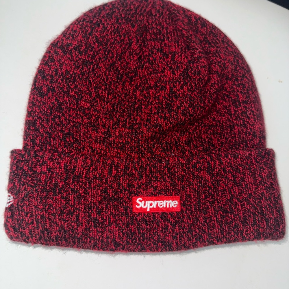Supreme x New Era Beanie